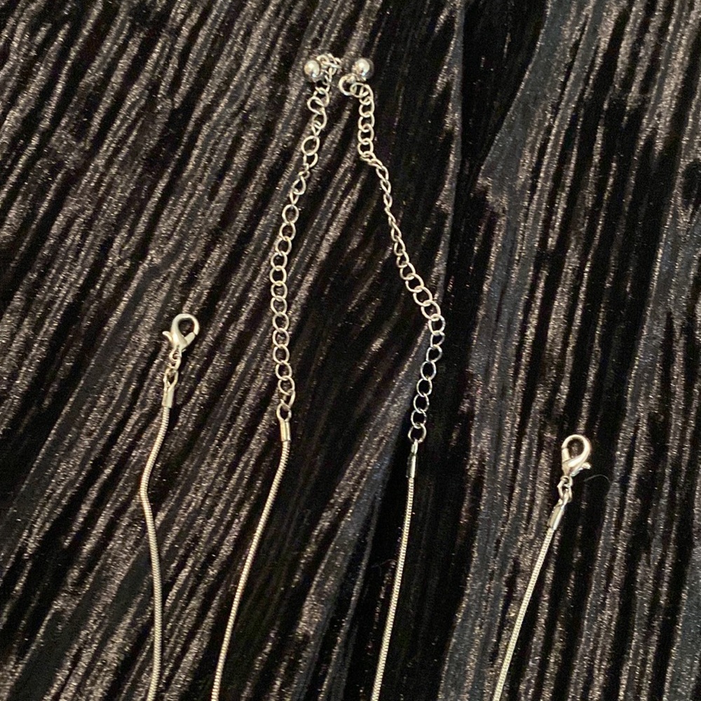 Matching silver dangle necklaces - Picture 3 of 4
